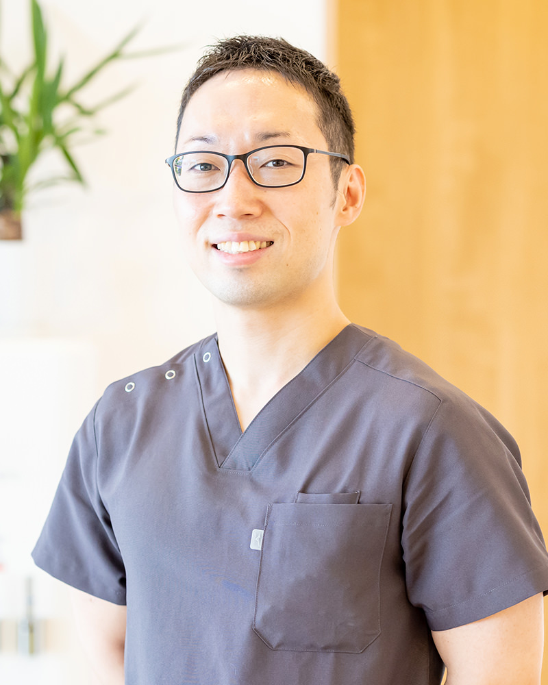 医師　岡部 僚